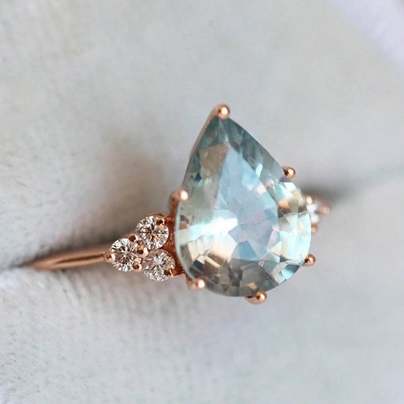 None Jewelry - Elegant Rose Gold Plated and Blue Pear Gemstone Fairycore Ring